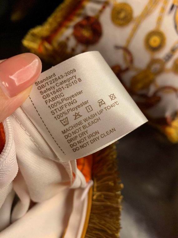 Versace Cushion 45X45cm (9)