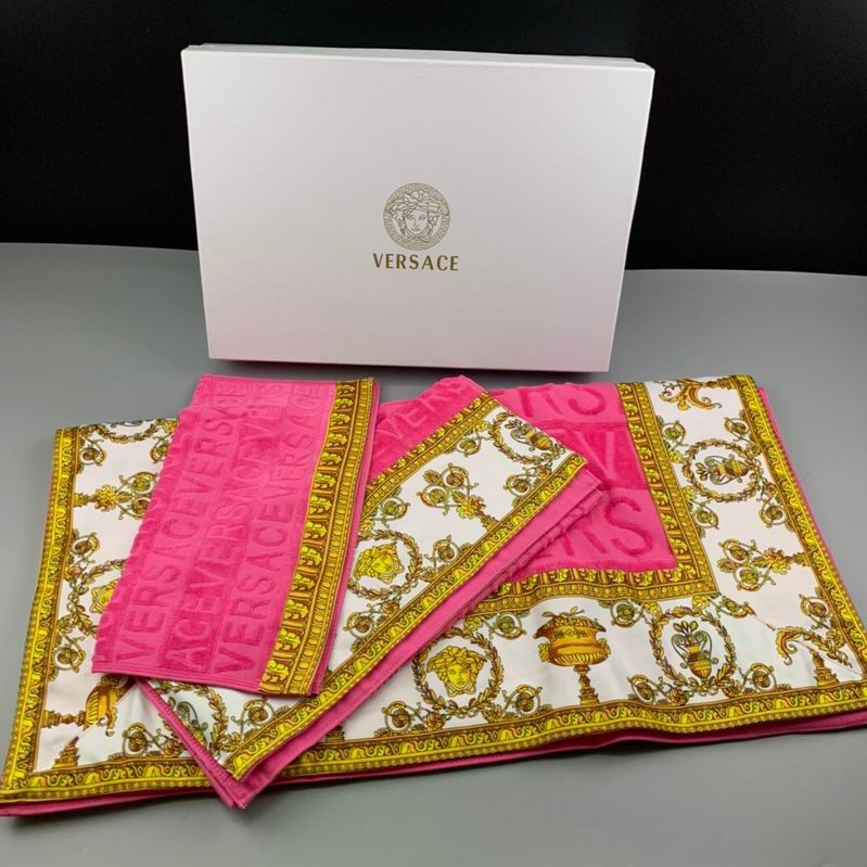 Versace Towel   (13)