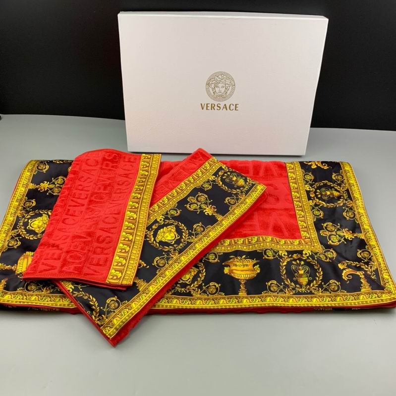 Versace Towel   (15)