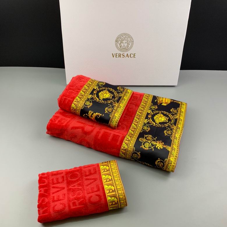 Versace Towel   (16)