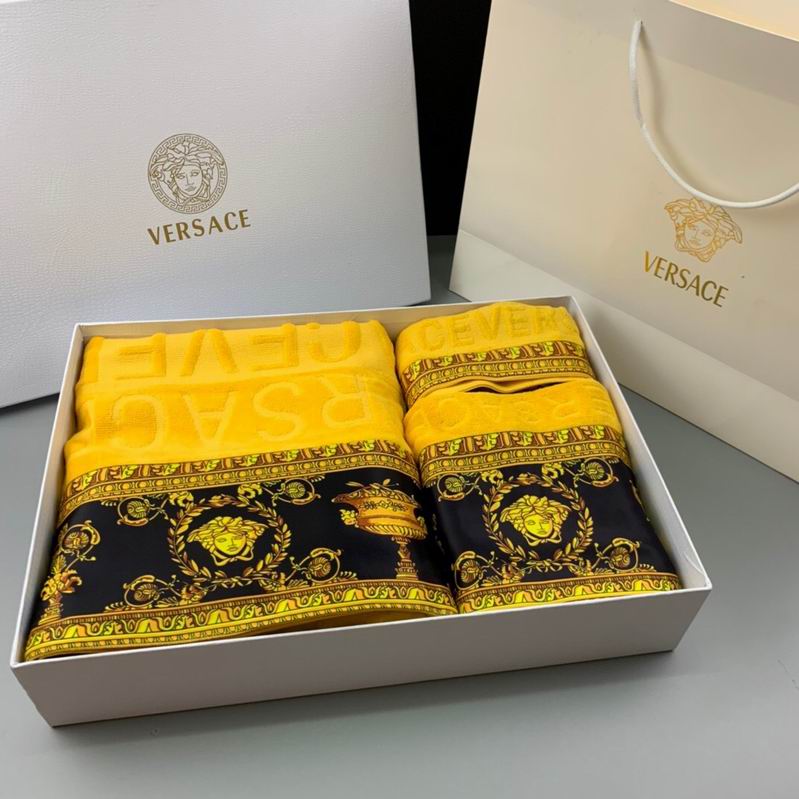 Versace Towel   (22)
