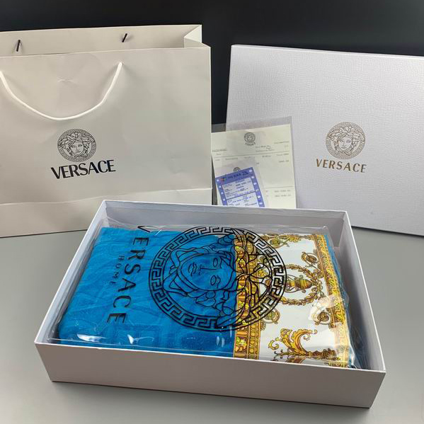 Versace Towel   (25)