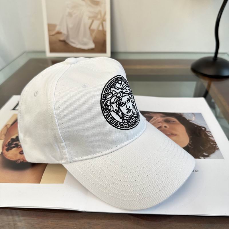 Versace cap dx (633)