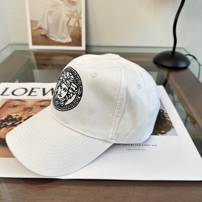 Versace cap dx (634)