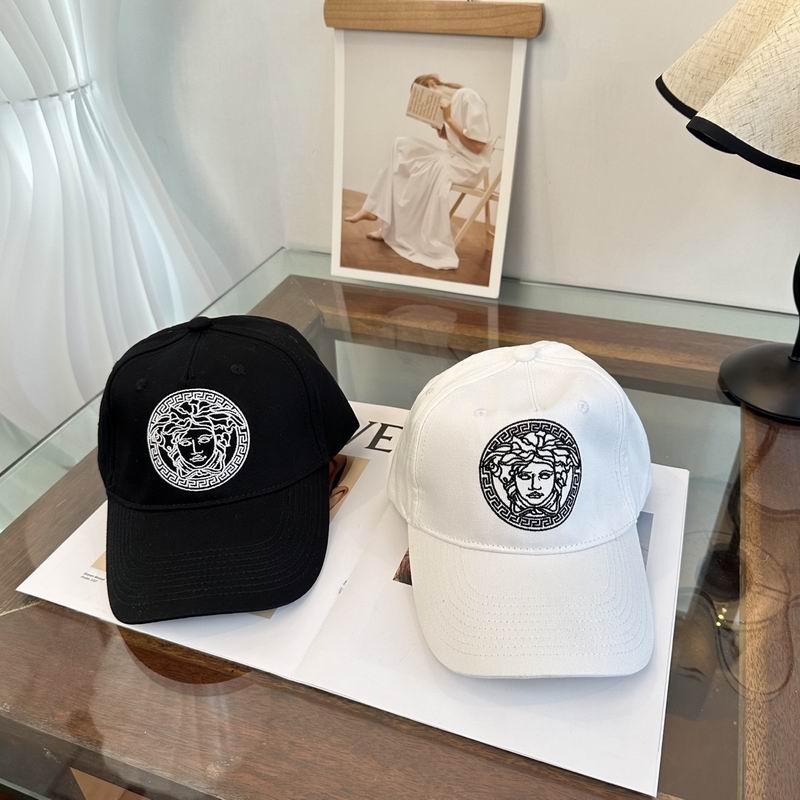 Versace cap dx (636)