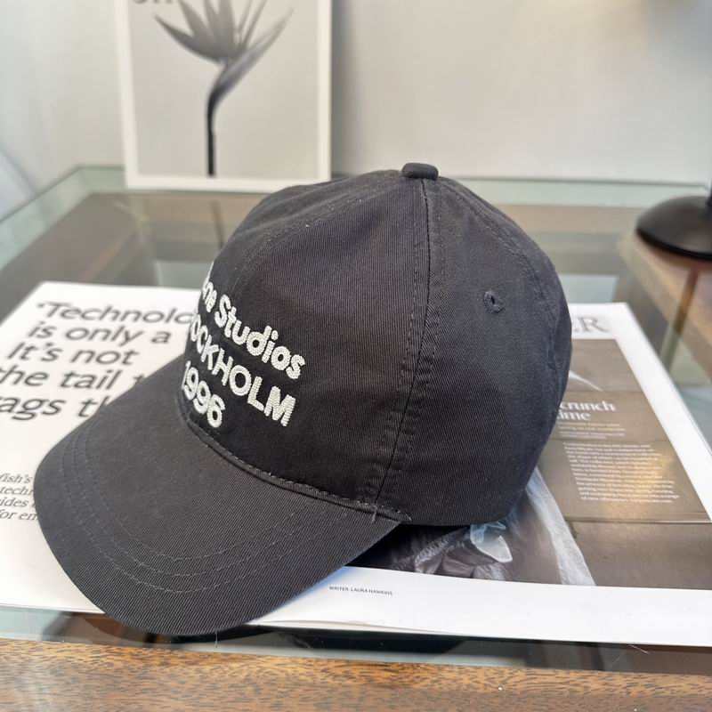 Acne Cap dx (86)