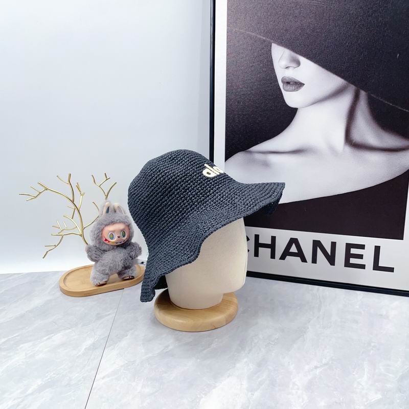 Alo top hat dx (37)