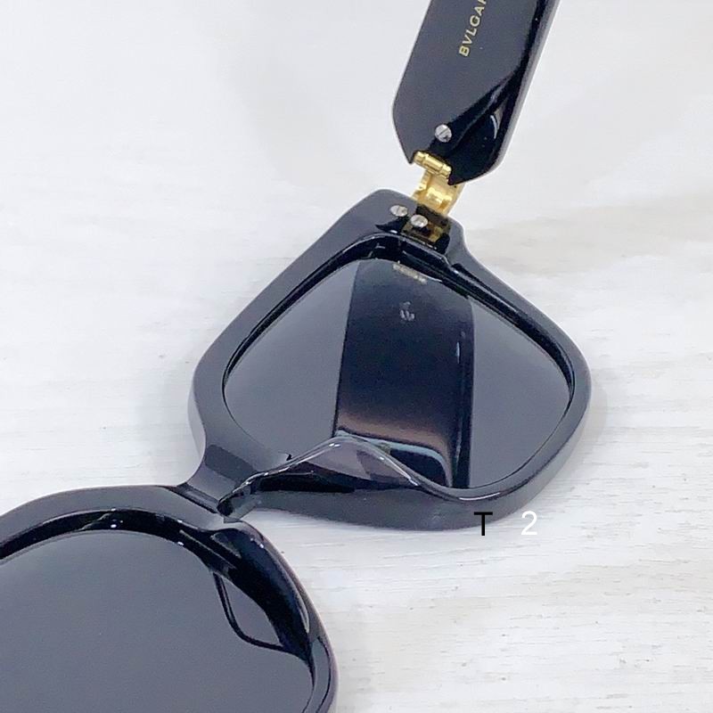 BVLGARI 50046I 53 19-143 b08