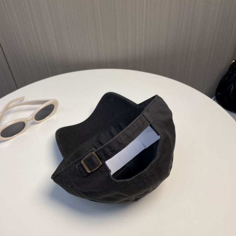 Balenciaga cap dx (1723)