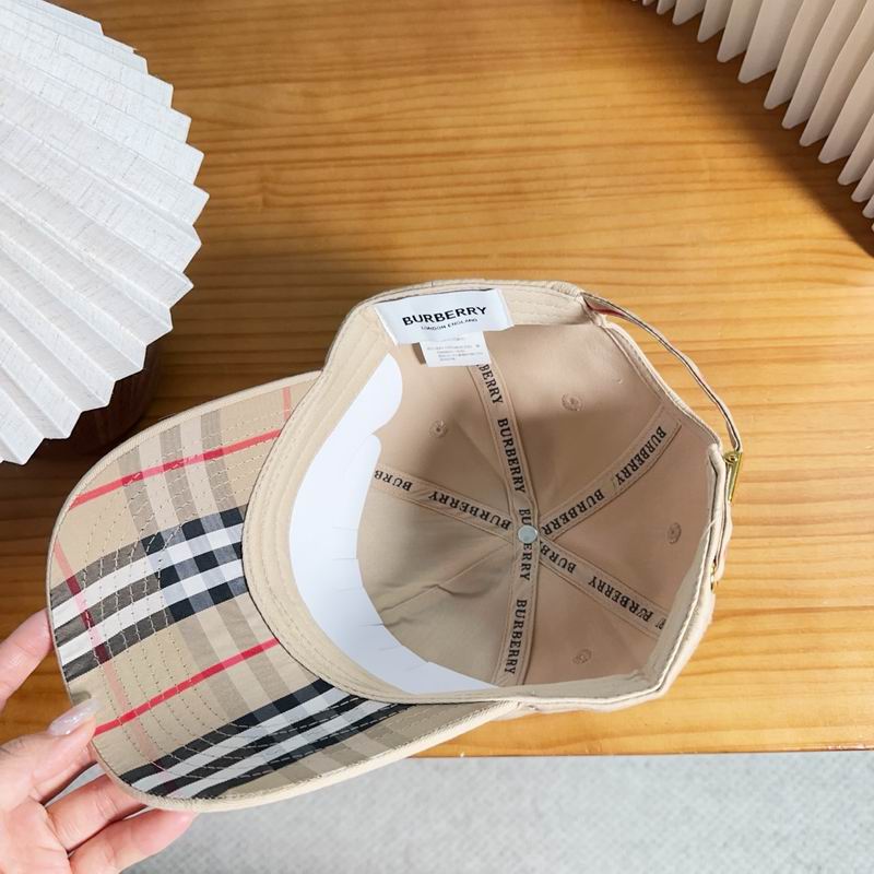 Burberry cap dx (103)