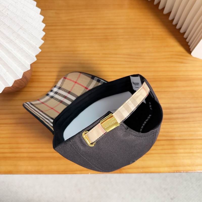 Burberry cap dx (130)
