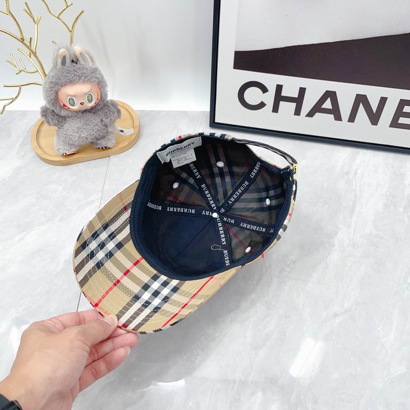 Burberry cap dx (2)