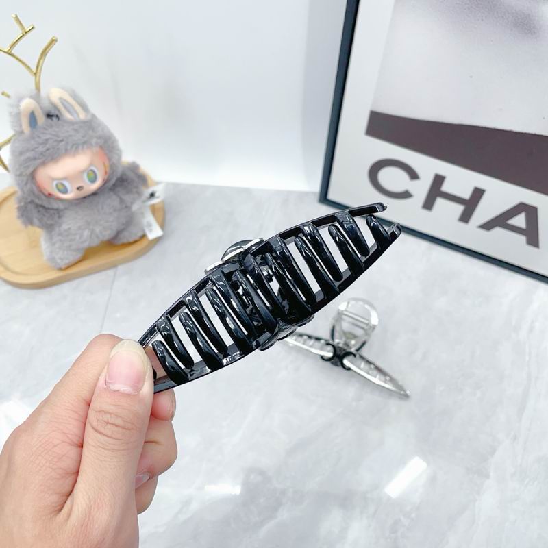 CHanel Hair Grab Clip dx (7)