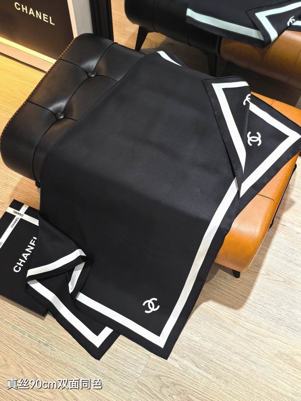 CHanel Silk Scarf 90X90cm E12 (18)