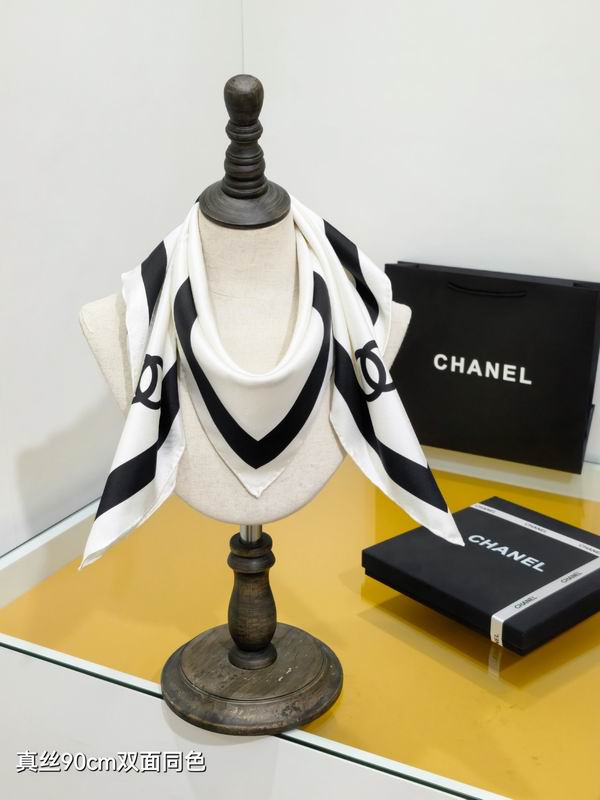 CHanel Silk Scarf 90X90cm E12 (2)