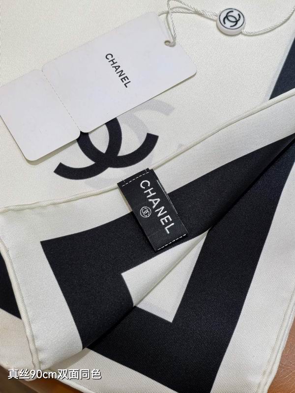 CHanel Silk Scarf 90X90cm E12 (4)
