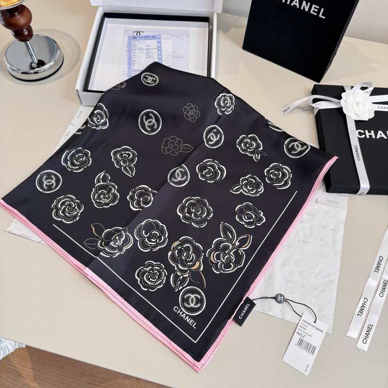 CHanel Silk Scarf 90X90cm E47 (7)