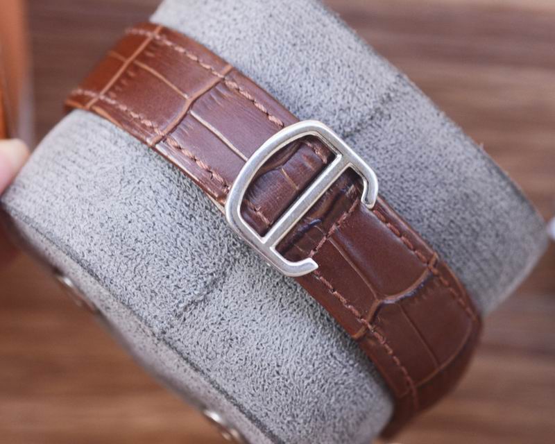 Cartier 41mm 52 (1)