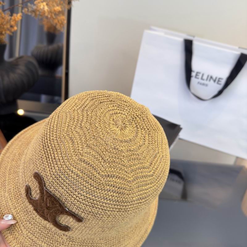 Celine Hat dx (1943)