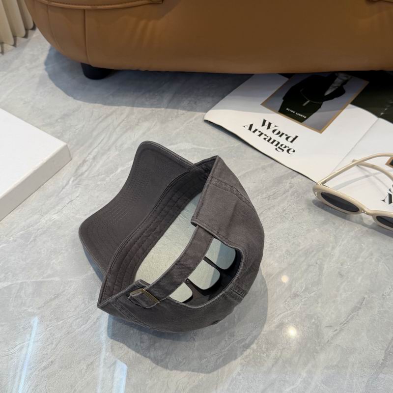 Celine cap dx (86)