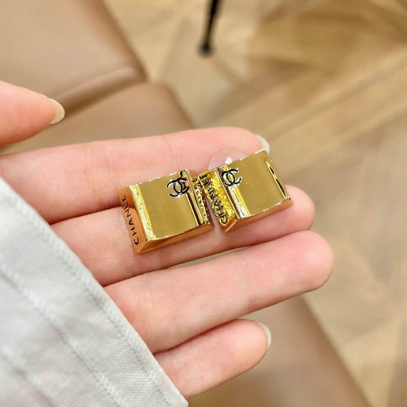 Chanel  Earring 02yxs09 (7)