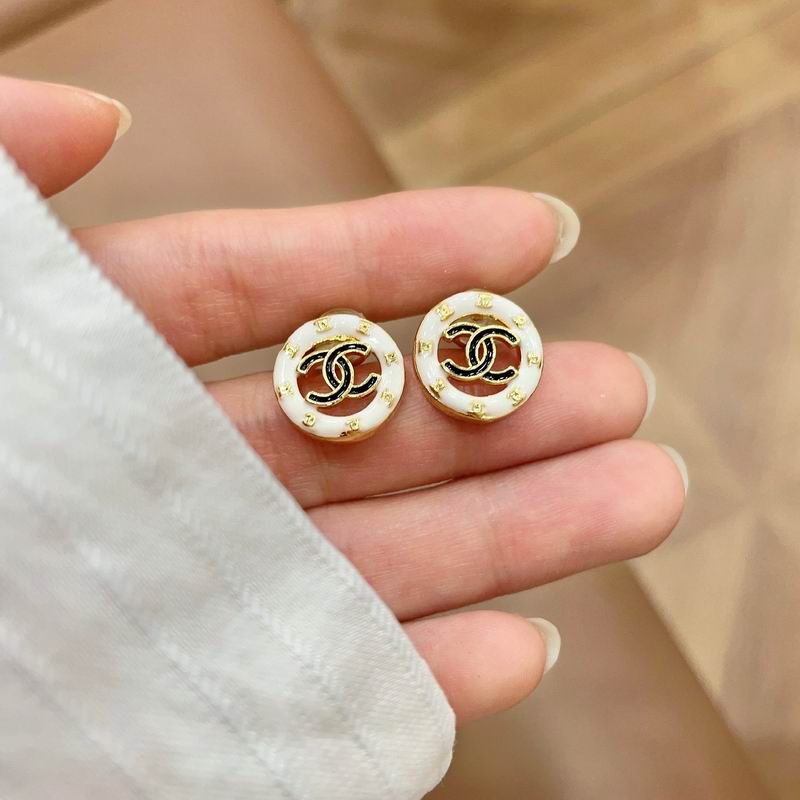 Chanel  Earring 02yxs25 (1)