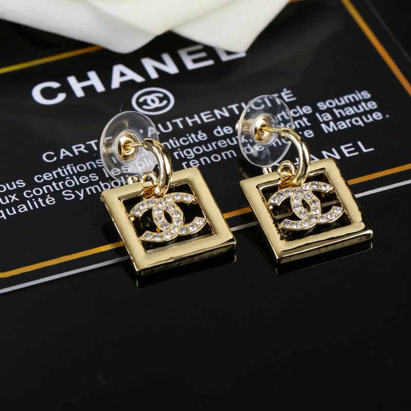 Chanel  Earring 03yxs12 (1)