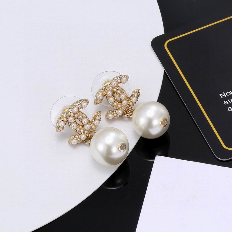 Chanel  Earring 03yxs15 (1)