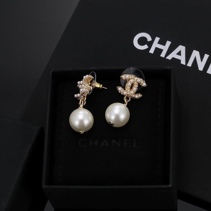 Chanel  Earring 03yxs15 (2)