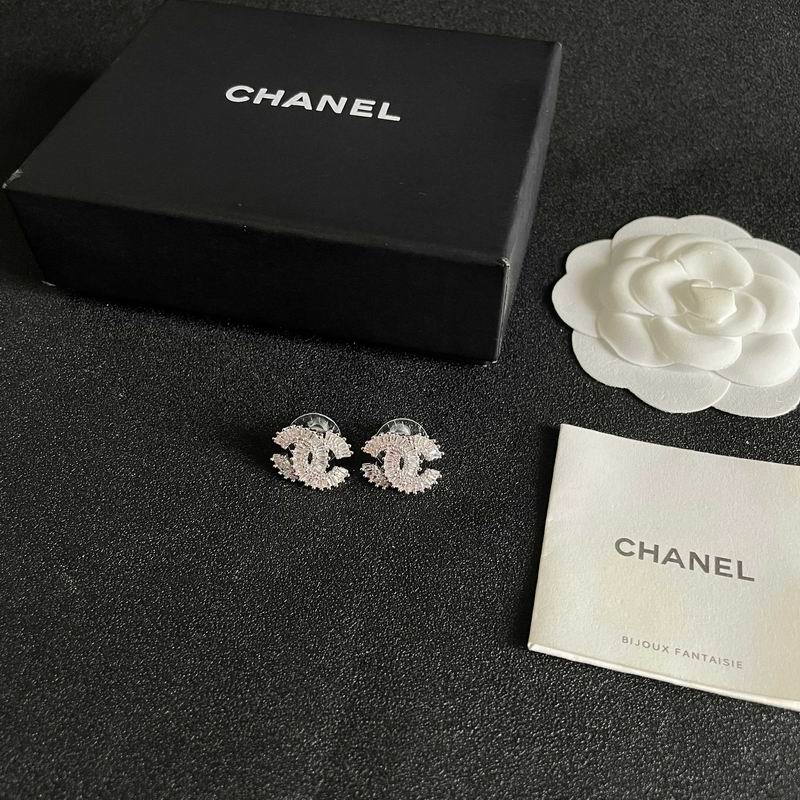 Chanel  Earring 03yxs275 (1)