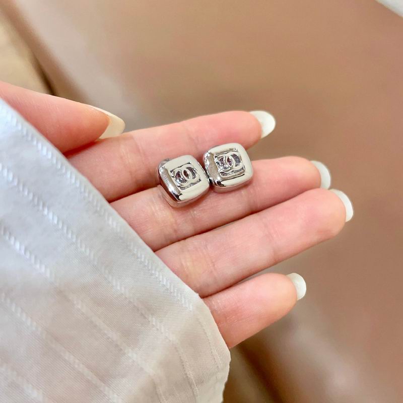 Chanel  Earring 03yxs318 (8)