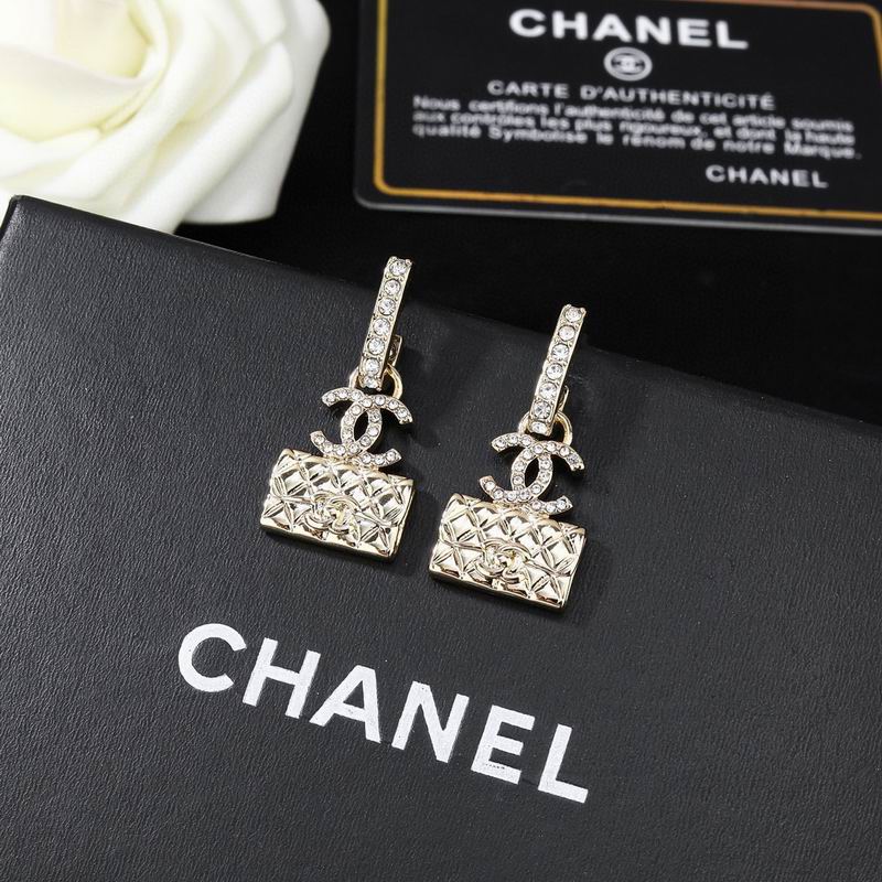 Chanel  Earring 03yxs369 (2)