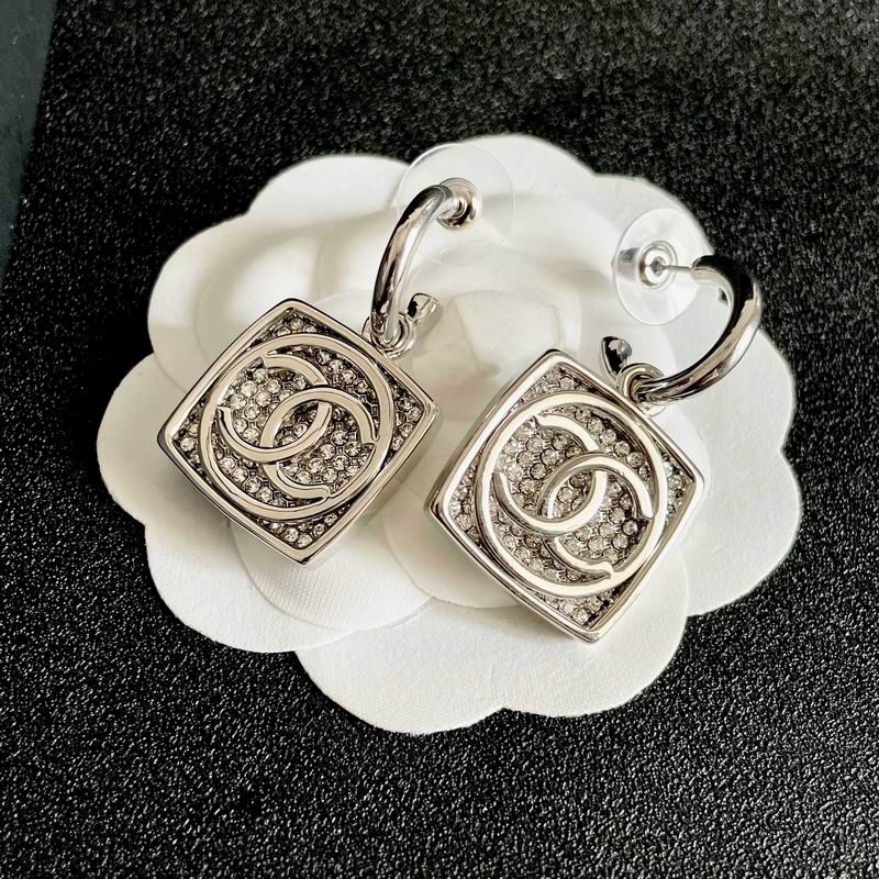 Chanel  Earring 03yxs475 (4)