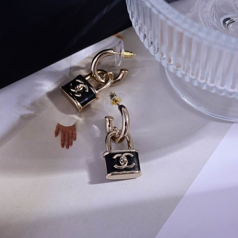 Chanel  Earring 03yxs497 (4)