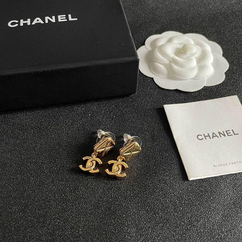 Chanel  Earring 03yxs505 (2)