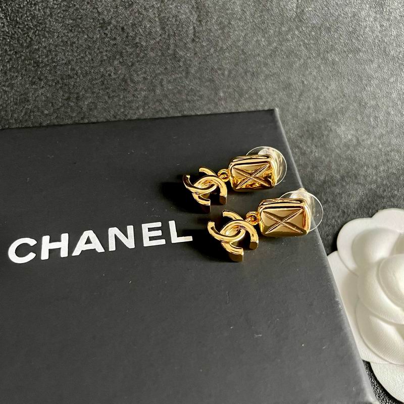 Chanel  Earring 03yxs505 (5)