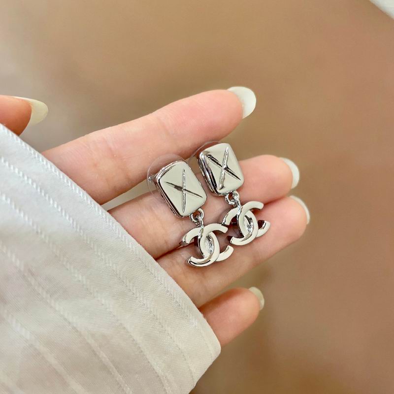 Chanel  Earring 03yxs505 (6)