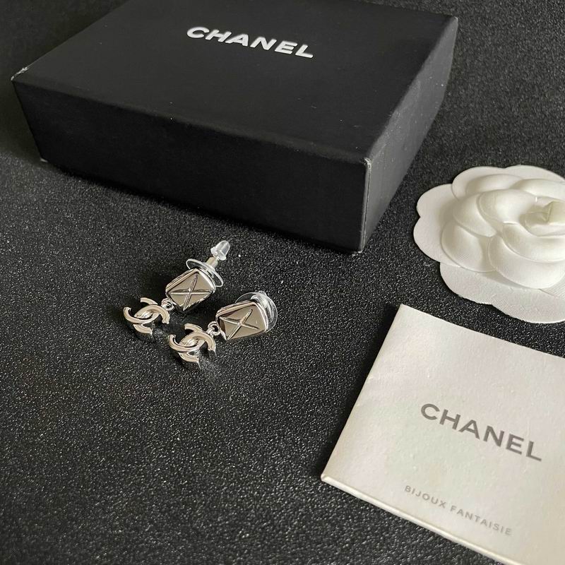 Chanel  Earring 03yxs505 (7)