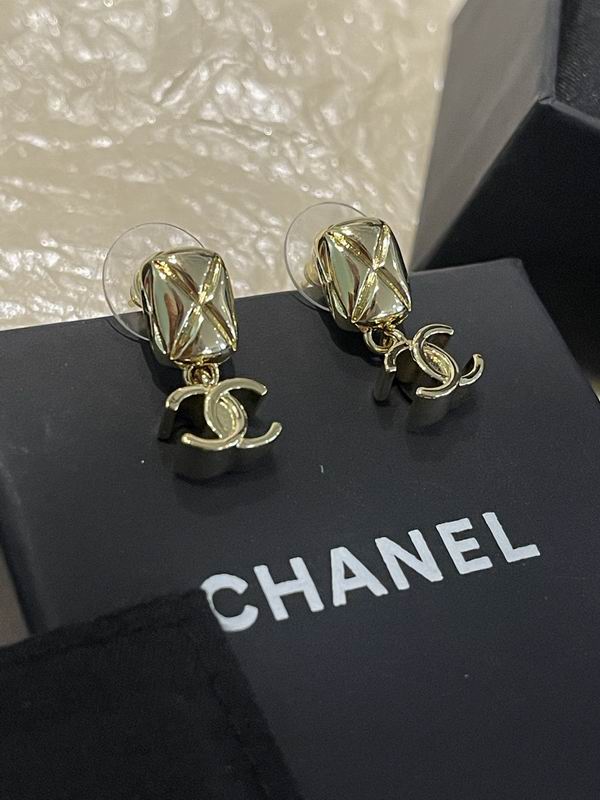 Chanel  Earring 03yxs56 (1)