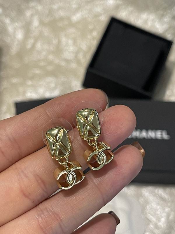 Chanel  Earring 03yxs56 (10)