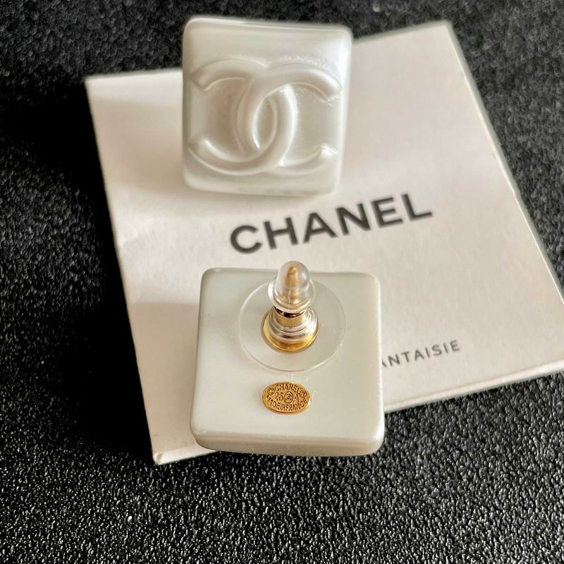 Chanel  Earring 03yxs571 (4)