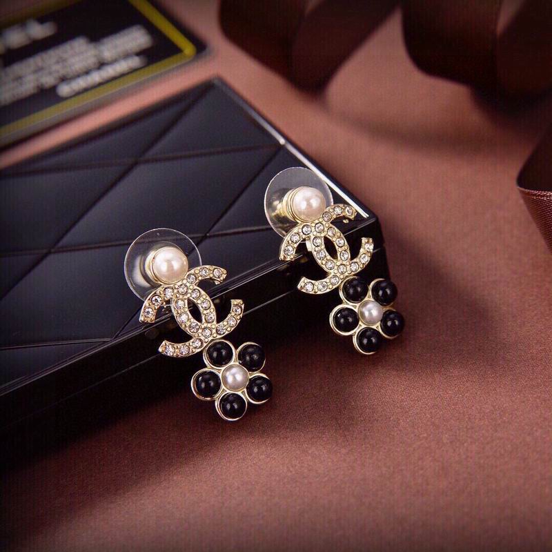 Chanel  Earring 03yxs619 (1)