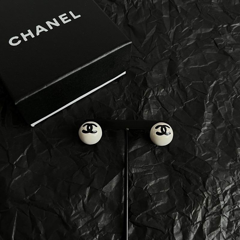 Chanel  Earring 03yxs620 (2)