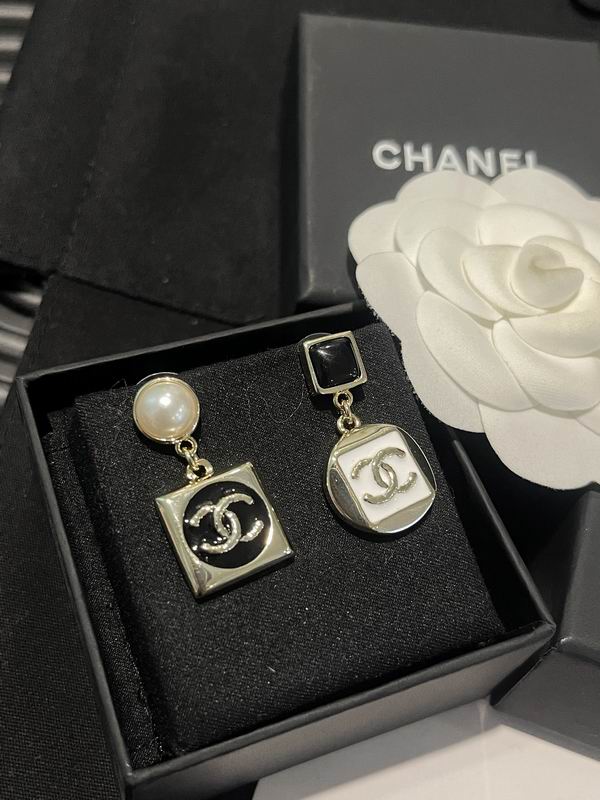Chanel  Earring 03yxs629 (2)