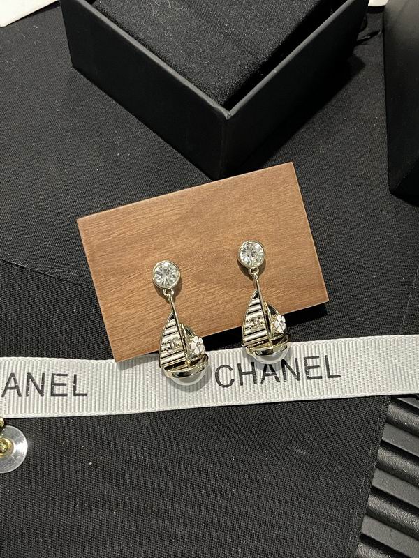 Chanel  Earring 03yxs636 (9)