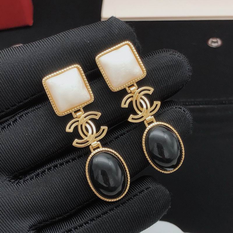 Chanel  Earring 03yxs643 (5)