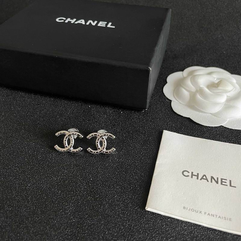 Chanel  Earring 03yxs77 (1)