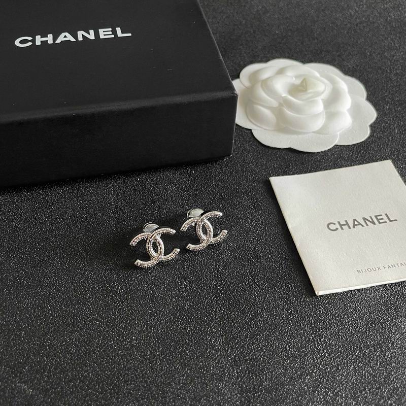 Chanel  Earring 03yxs77 (2)