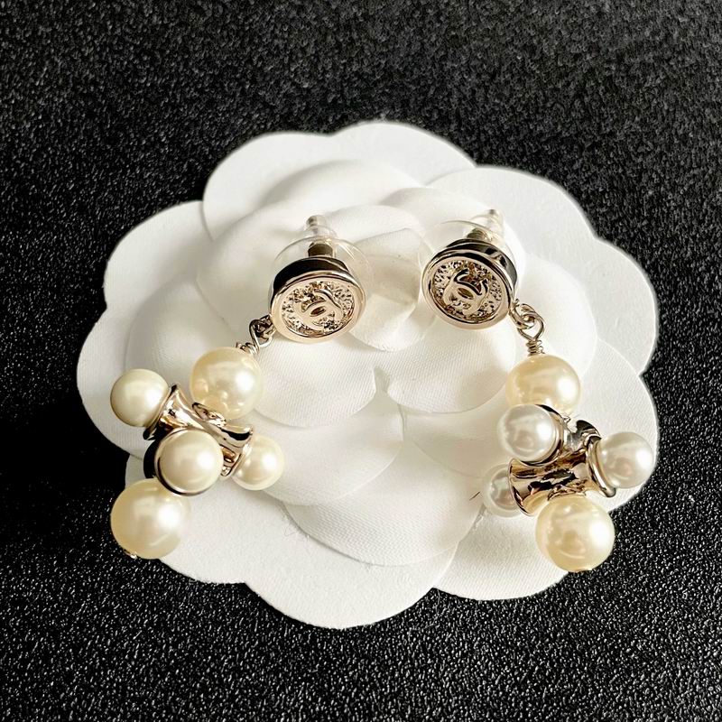 Chanel  Earring 03yxs79 (4)