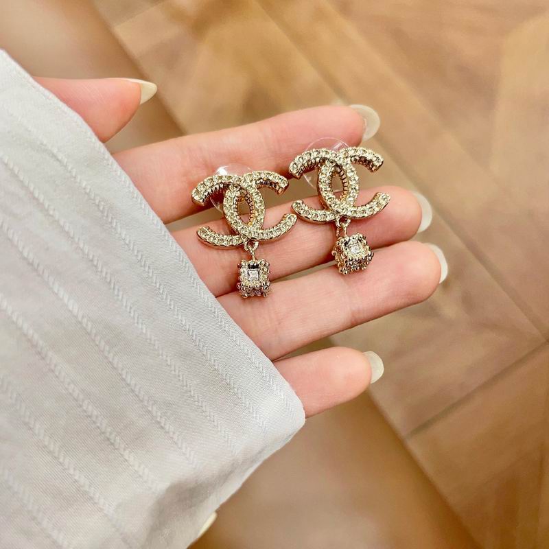 Chanel  Earring 04yxs03 (6)
